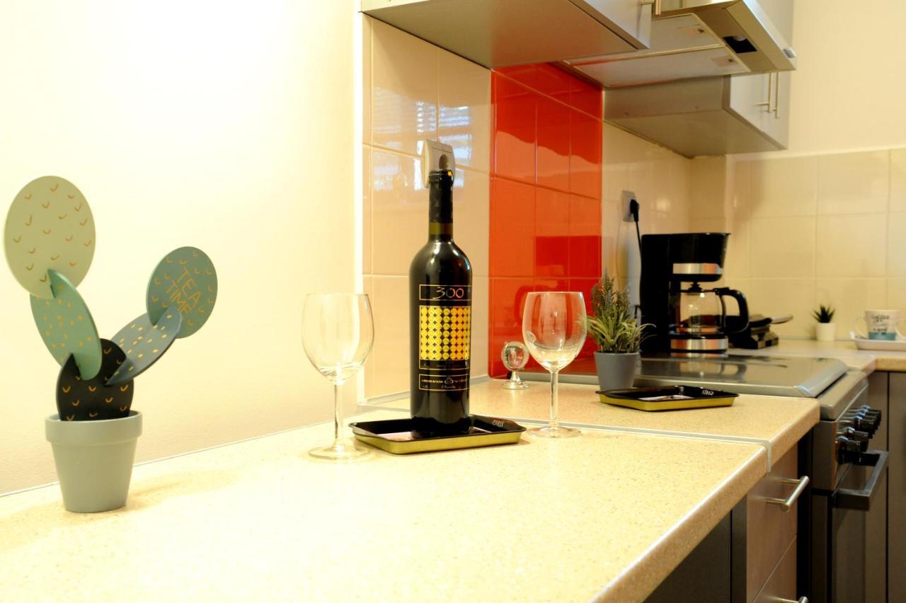 Olive And Orange Apartment Mystras Exterior foto